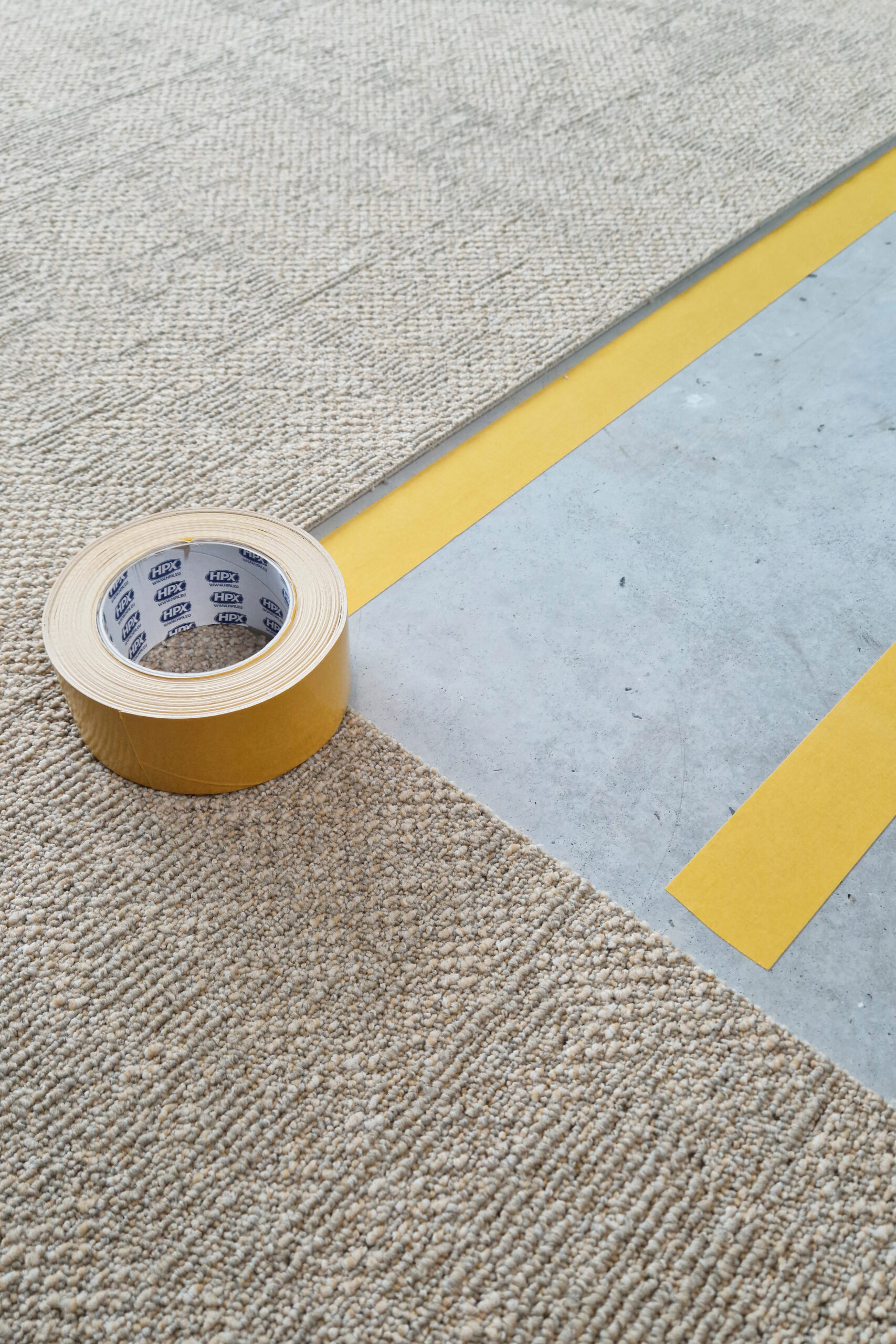 hpx-1100-double-sided-carpet-tape-doppelseitiges-teppichklebeband image 2