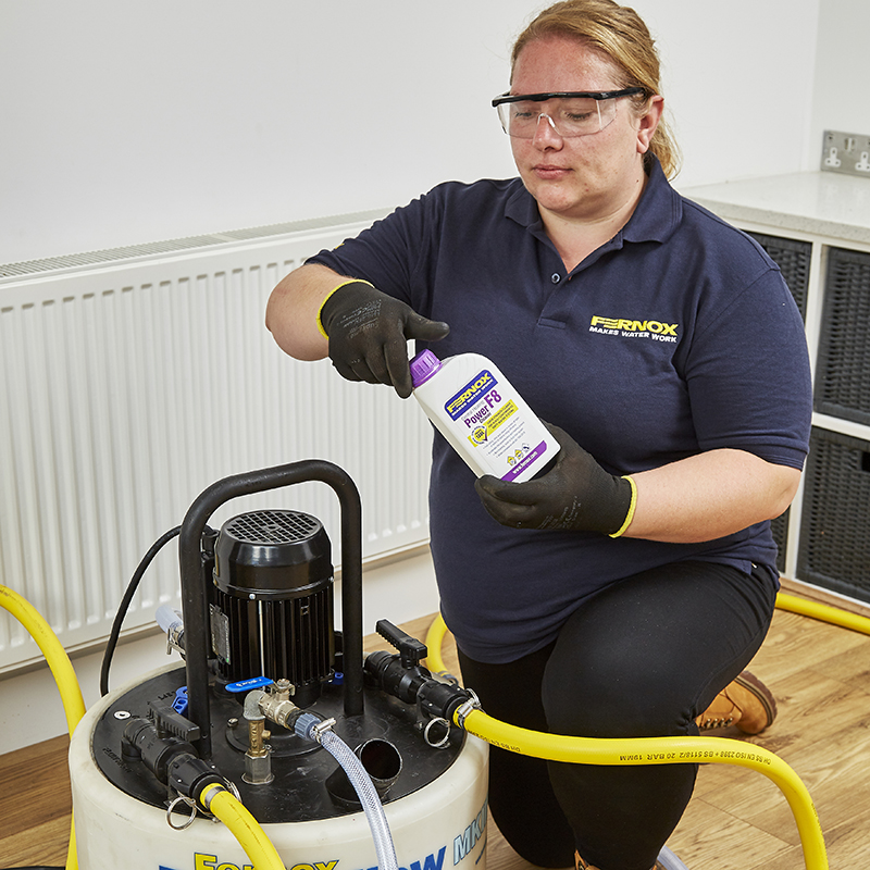 fernox-power-cleaner-f8-neutral-reiniger-500-ml image 4
